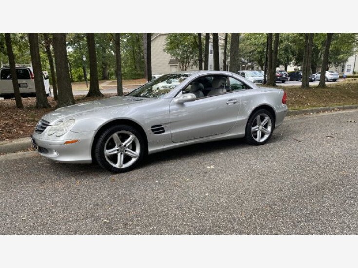 Thumbnail Photo undefined for 2004 Mercedes-Benz SL500